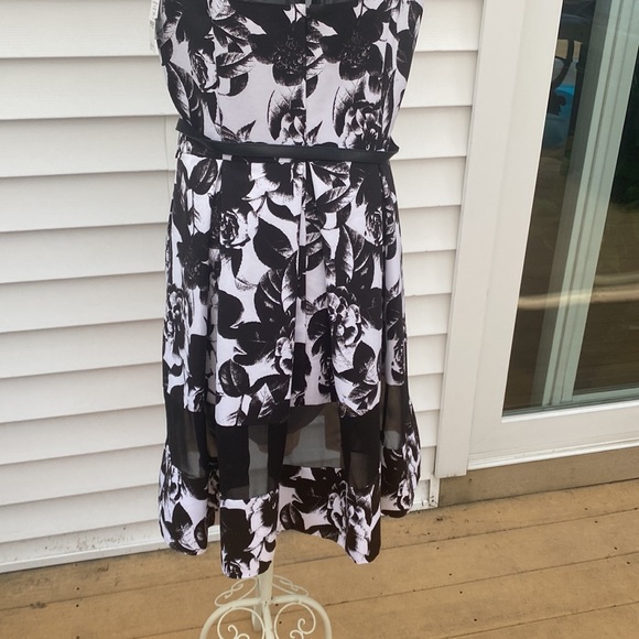 White House black market beautiful dress new with tags - Picture 8 of 9